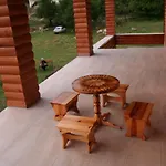 Maison d'hôtes Bujtina Dreni 3*
