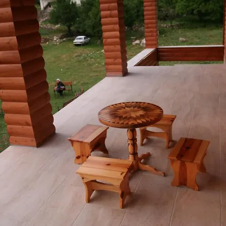 Casa de hóspedes Bujtina Dreni 3*