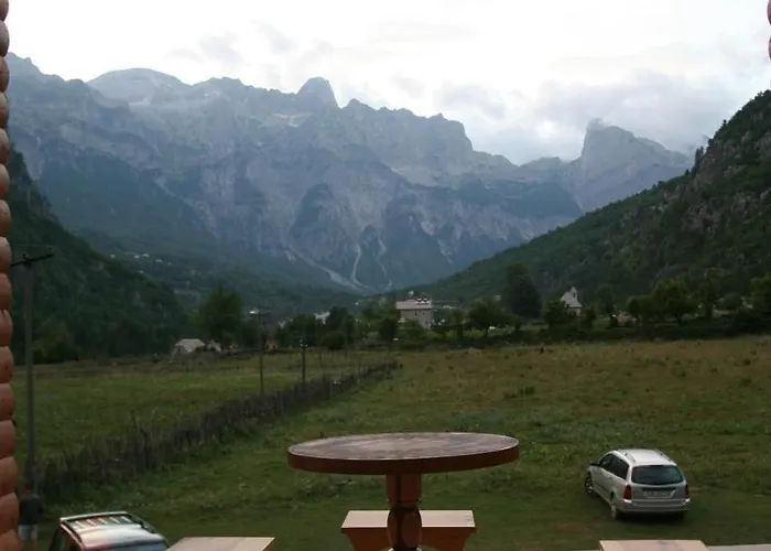 Bujtina Dreni 3* Theth
