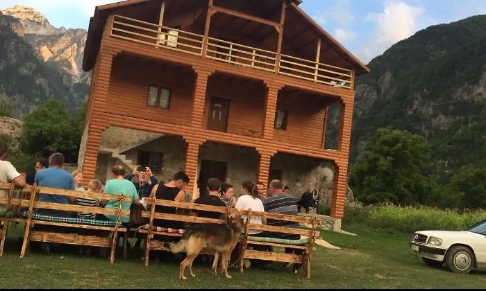 Bujtina Dreni Vendégház