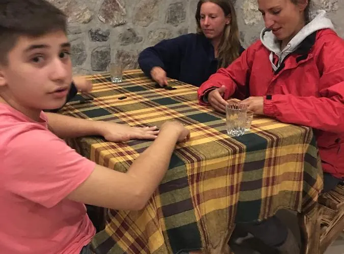 Bujtina Dreni Vendégház
