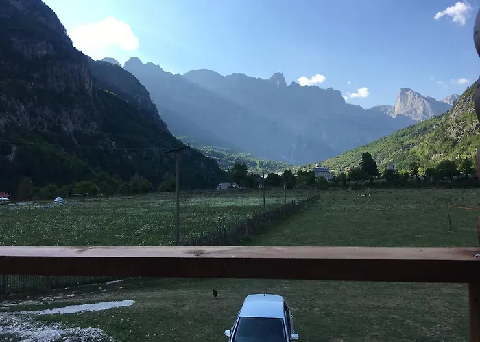 Πανσιόν Bujtina Dreni