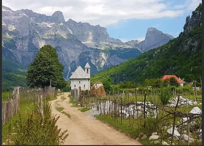 Πανσιόν Bujtina Dreni