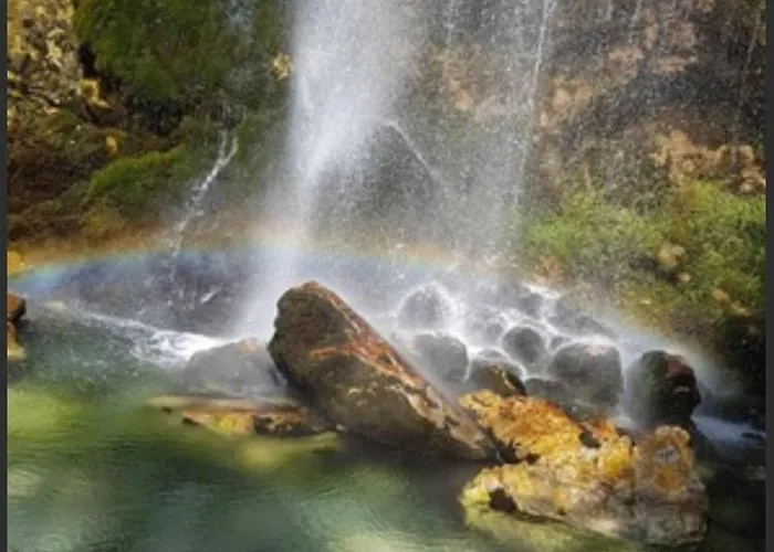 Bujtina Dreni 3* Theth